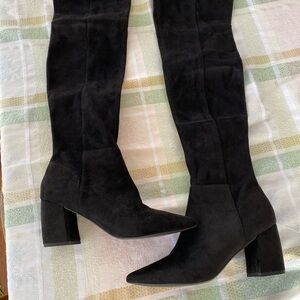 Elegant Black Suede Over The Knee Boots